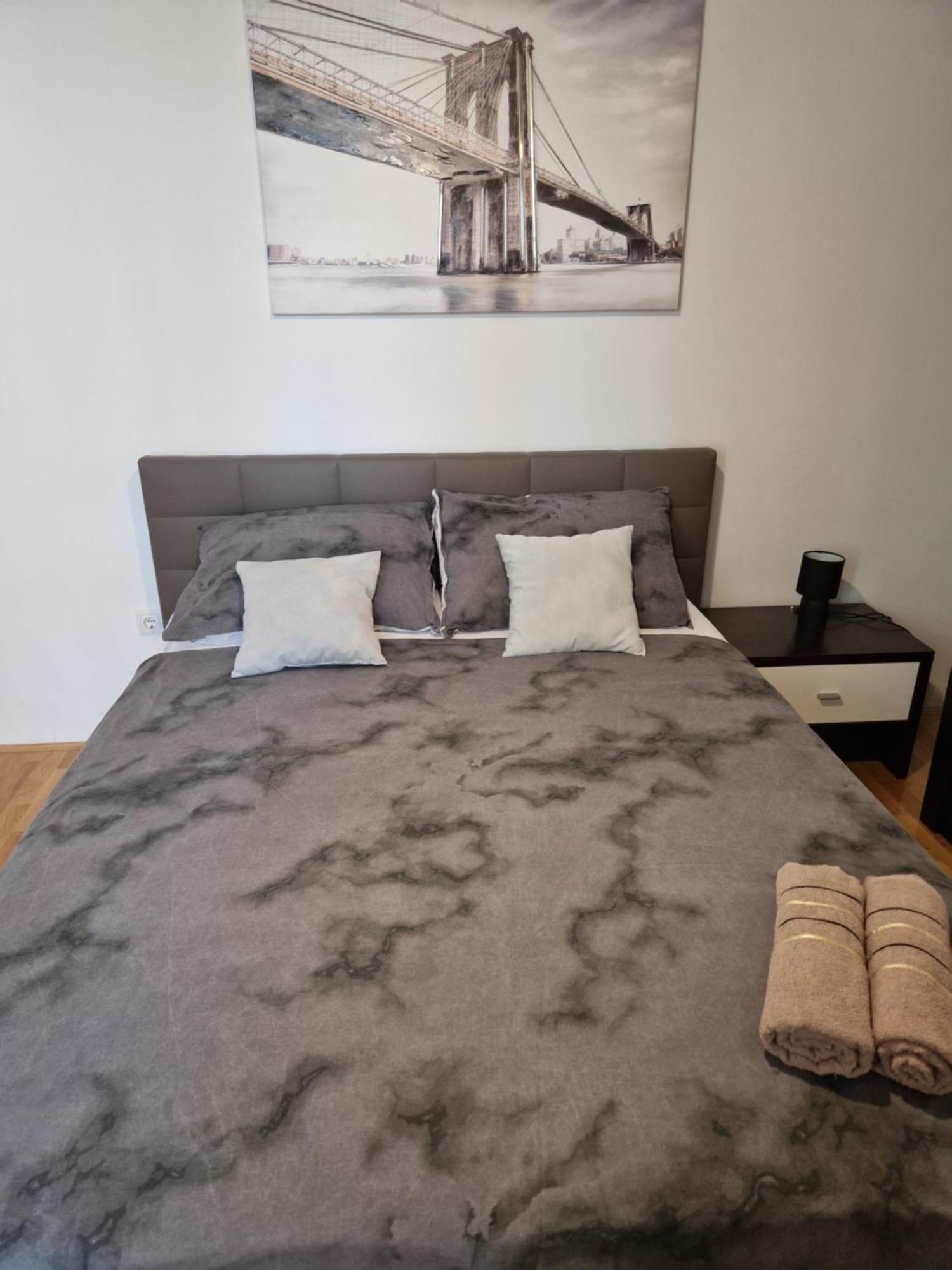Caramella Apartment